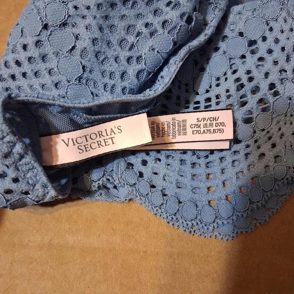 Womens Blue lace bralette with‎ scalloped edges and eyelet pattern